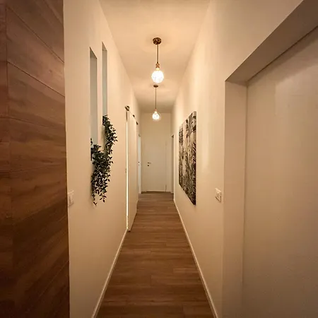 Гостевой дом Elegante Zona San Siro Mi 3*
